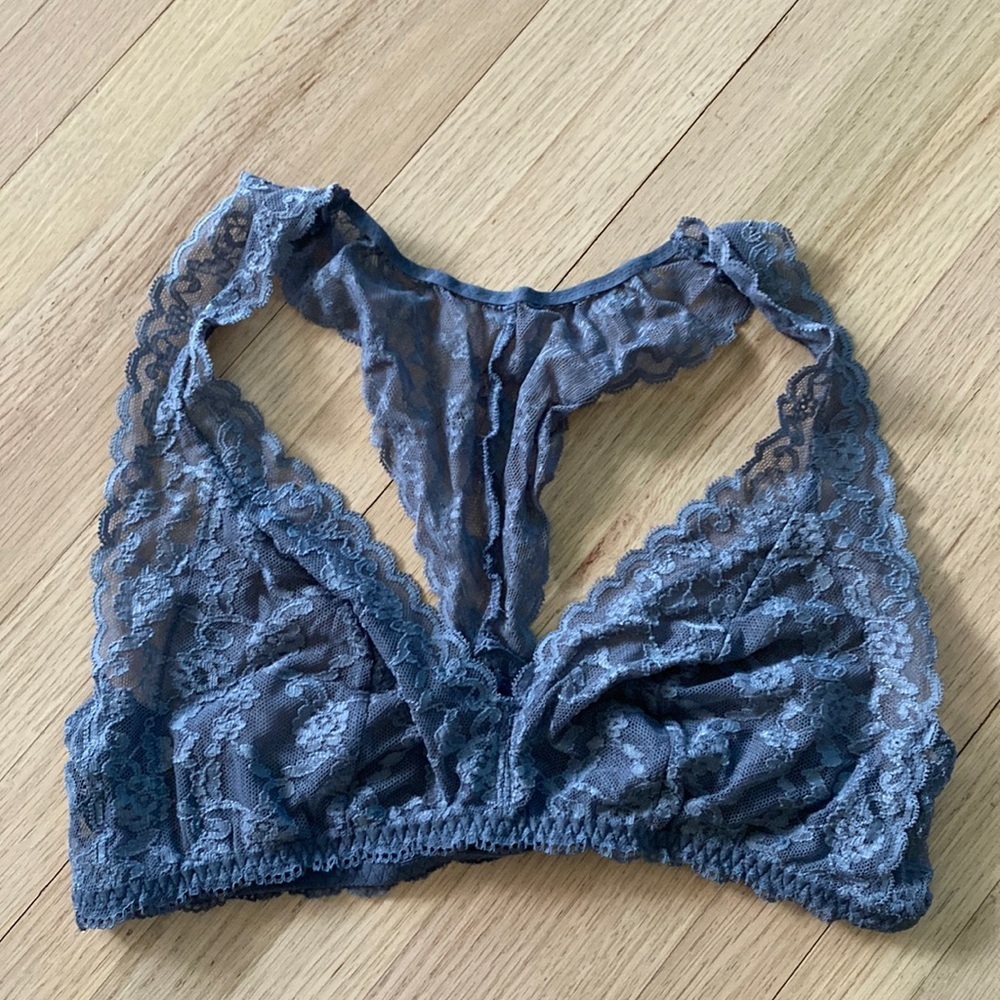 NWOT Victoria Secret Gray Racerback Bralette